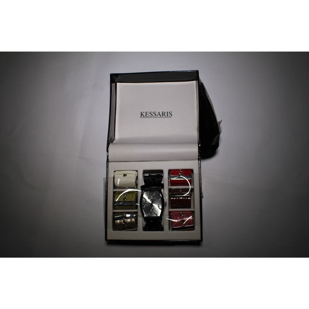 Kessaris Women’s Watch with 6 Bands